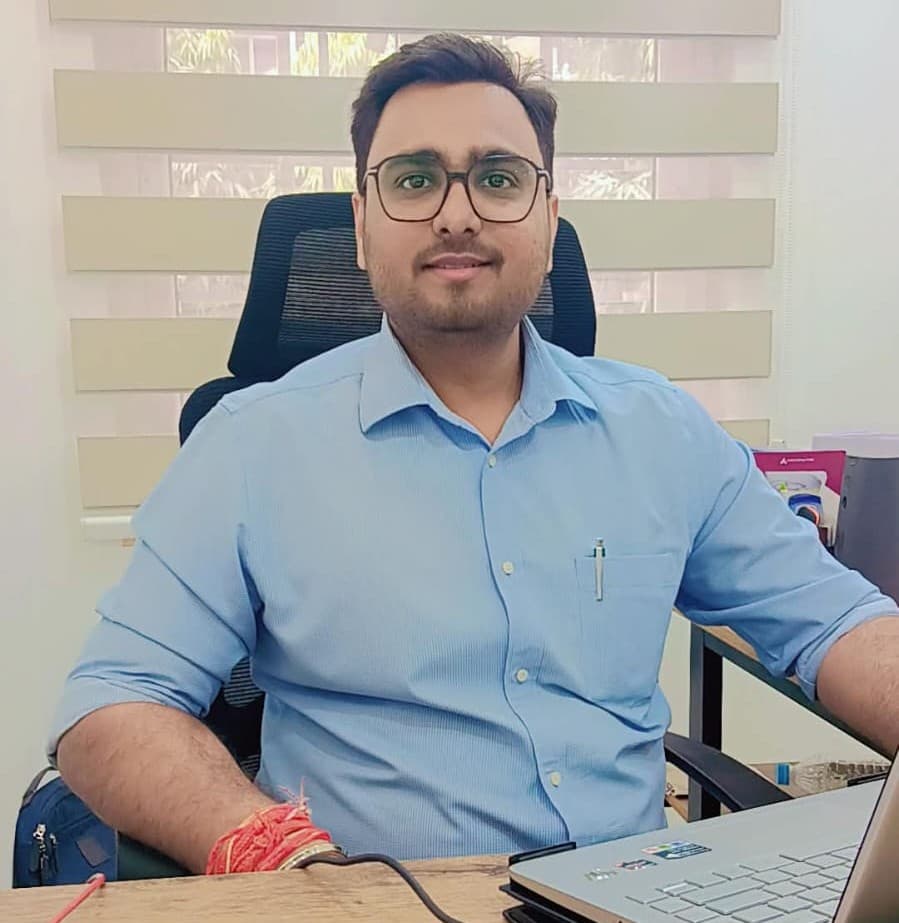 Shivam Mani Tripathi - Wealth Manager